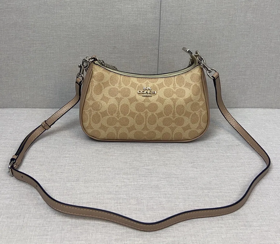All Categories Coach Women's Bags (COACH) Coach CV933