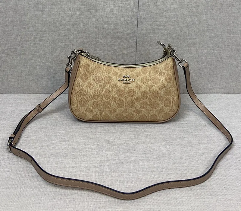 All Categories Coach Women's Bags (COACH) Coach CV933