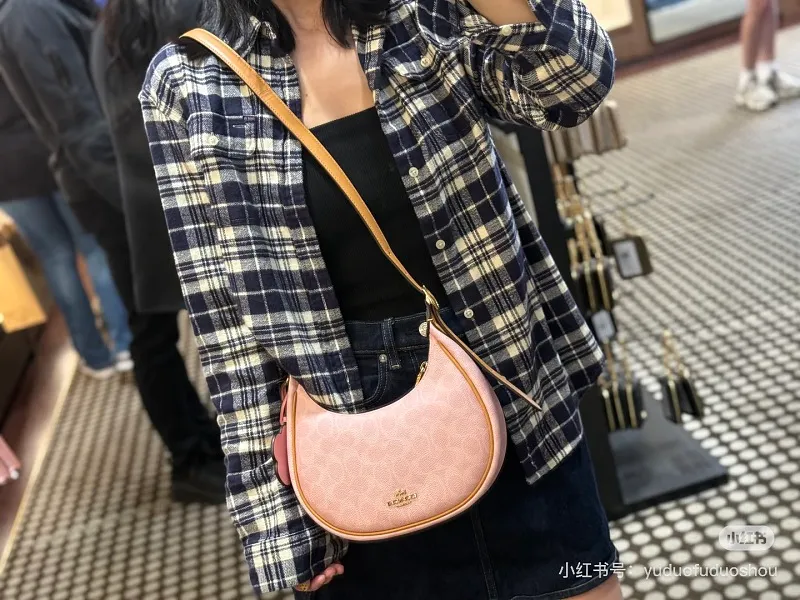 All Categories Coach Women's Bags (COACH) Coach CEN04