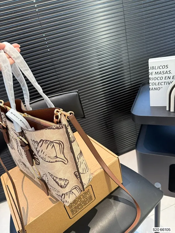 All Categories Official Website "Brand Women's Bags" Women's Bags 💙 COACH 2025 New COACH Crossbody Bag