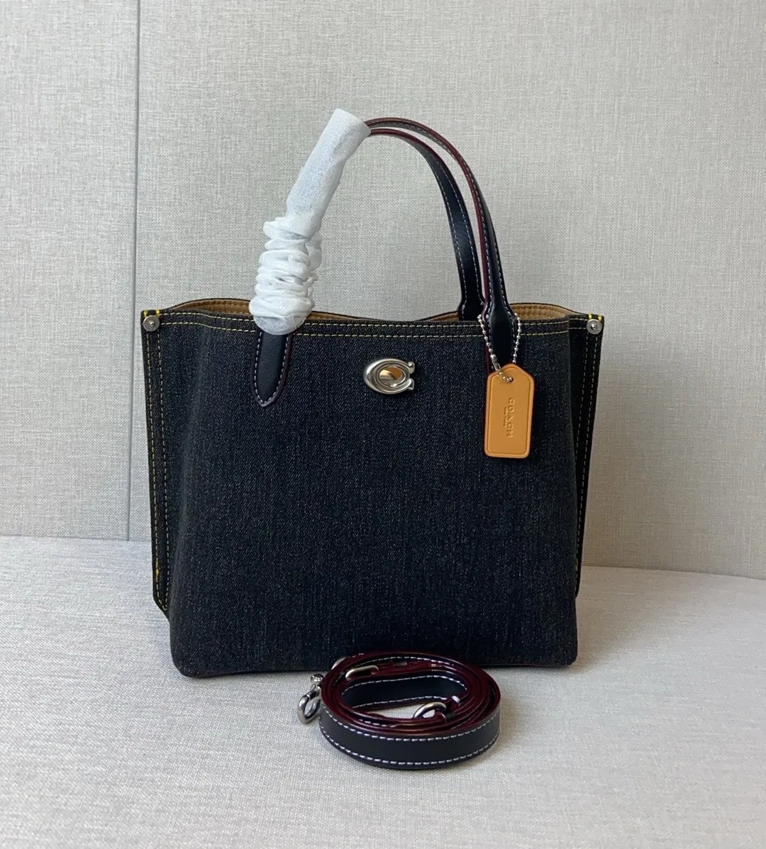 All Categories Official Website "Brand Women's Bags" Women's Bags 💙 COACH 2024 latest model COACH crossbody bag