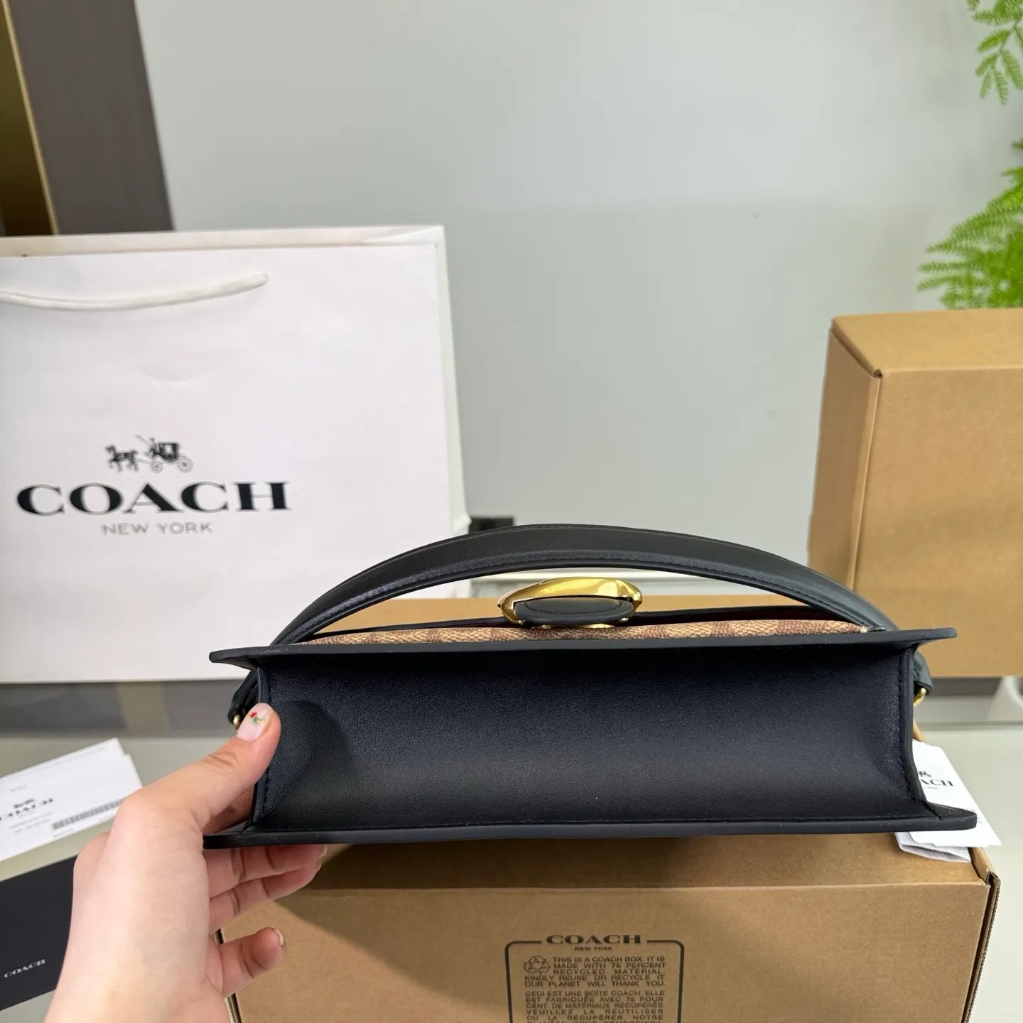 All Categories Official Website "Brand Women's Bags" Women's Bags 💙 COACH 2025 New COACH Crossbody Bag