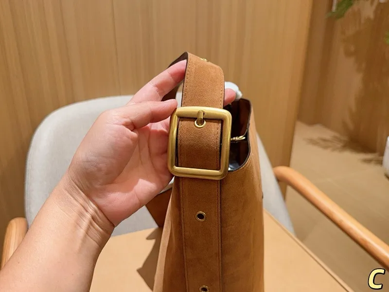 All Categories Official Website "Brand Women's Bags" Women's Bags 💙 COACH 2025 New COACH Bucket Bag