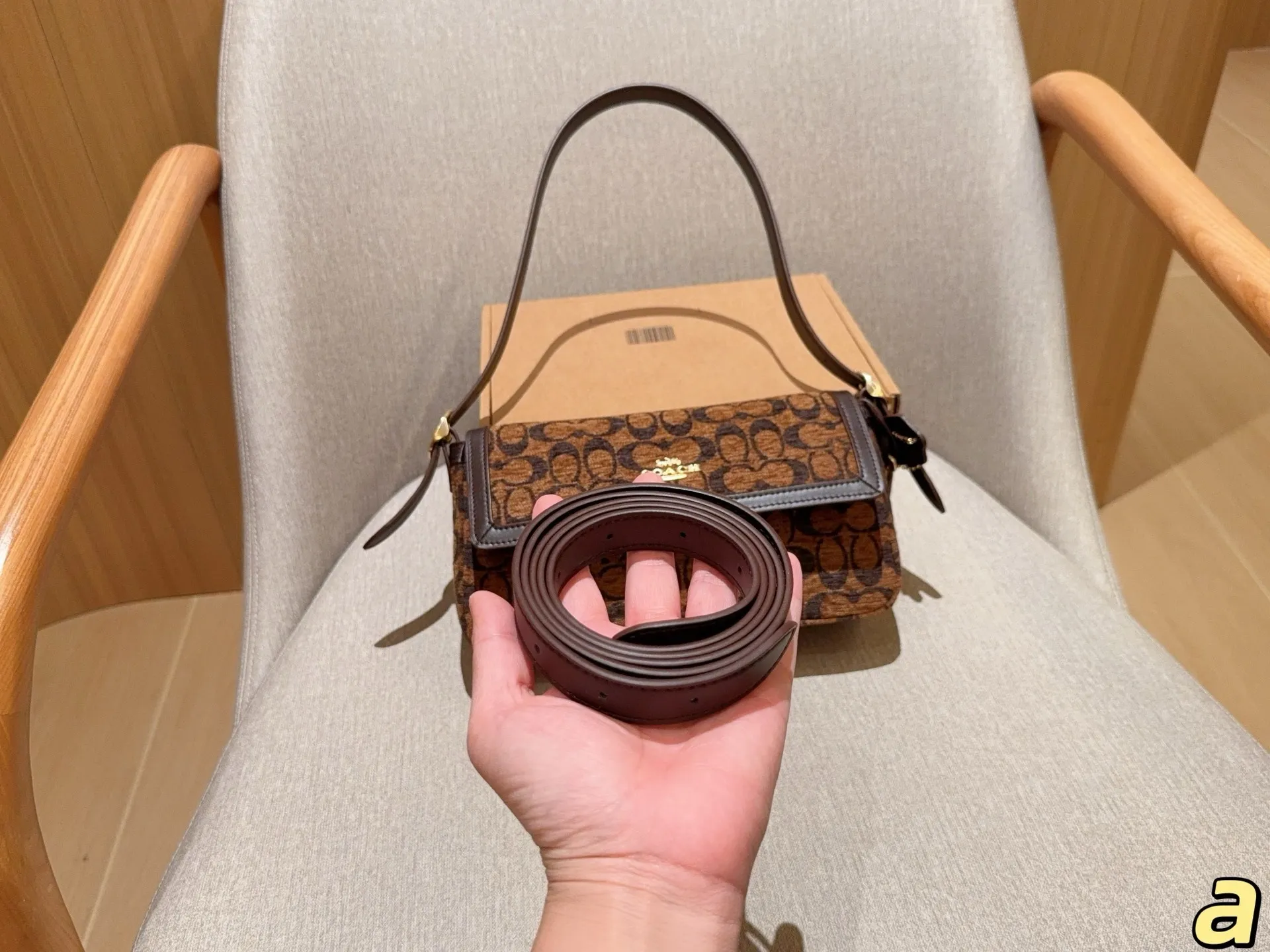 All categories Official website "Brand Women's Bags" Women's Bags 💙 COACH 2025 new COACH armpit bag