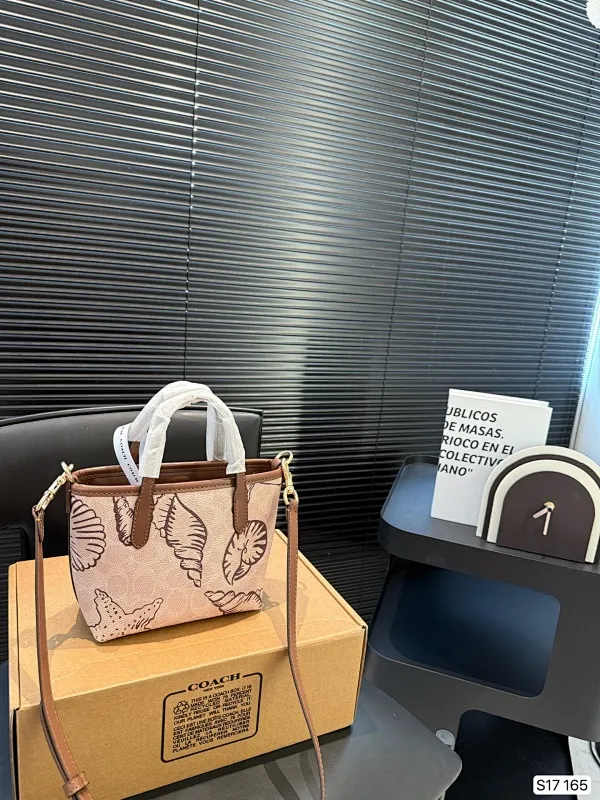 All Categories Official Website "Brand Women's Bags" Women's Bags 💙 COACH 2025 New COACH Crossbody Bag