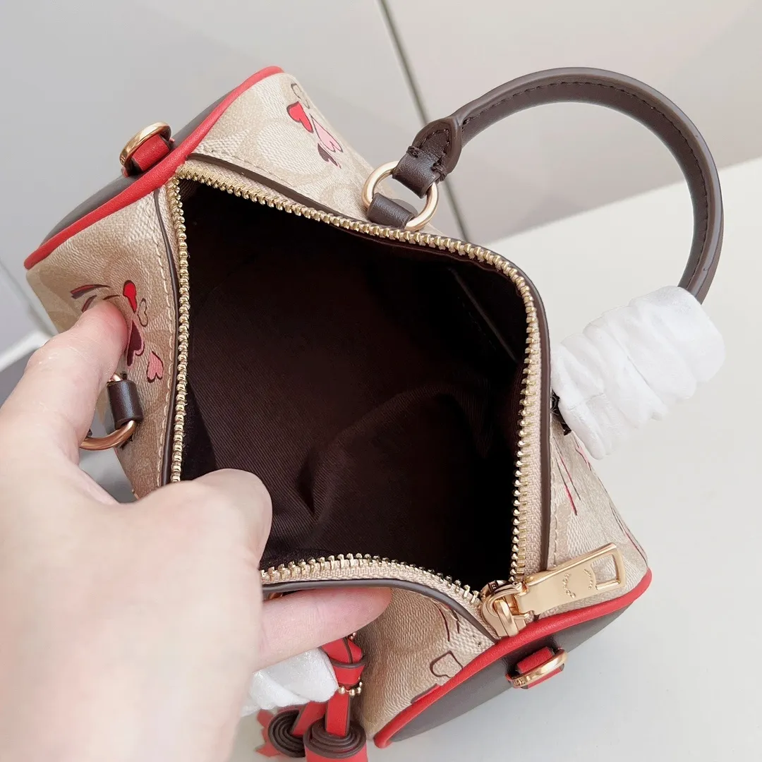 All Categories Official Website "Brand Women's Bags" Women's Bags 💙 COACH 2023 latest COACH crossbody bag