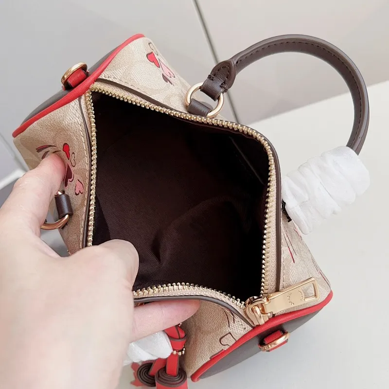 All Categories Official Website "Brand Women's Bags" Women's Bags 💙 COACH 2023 latest COACH crossbody bag