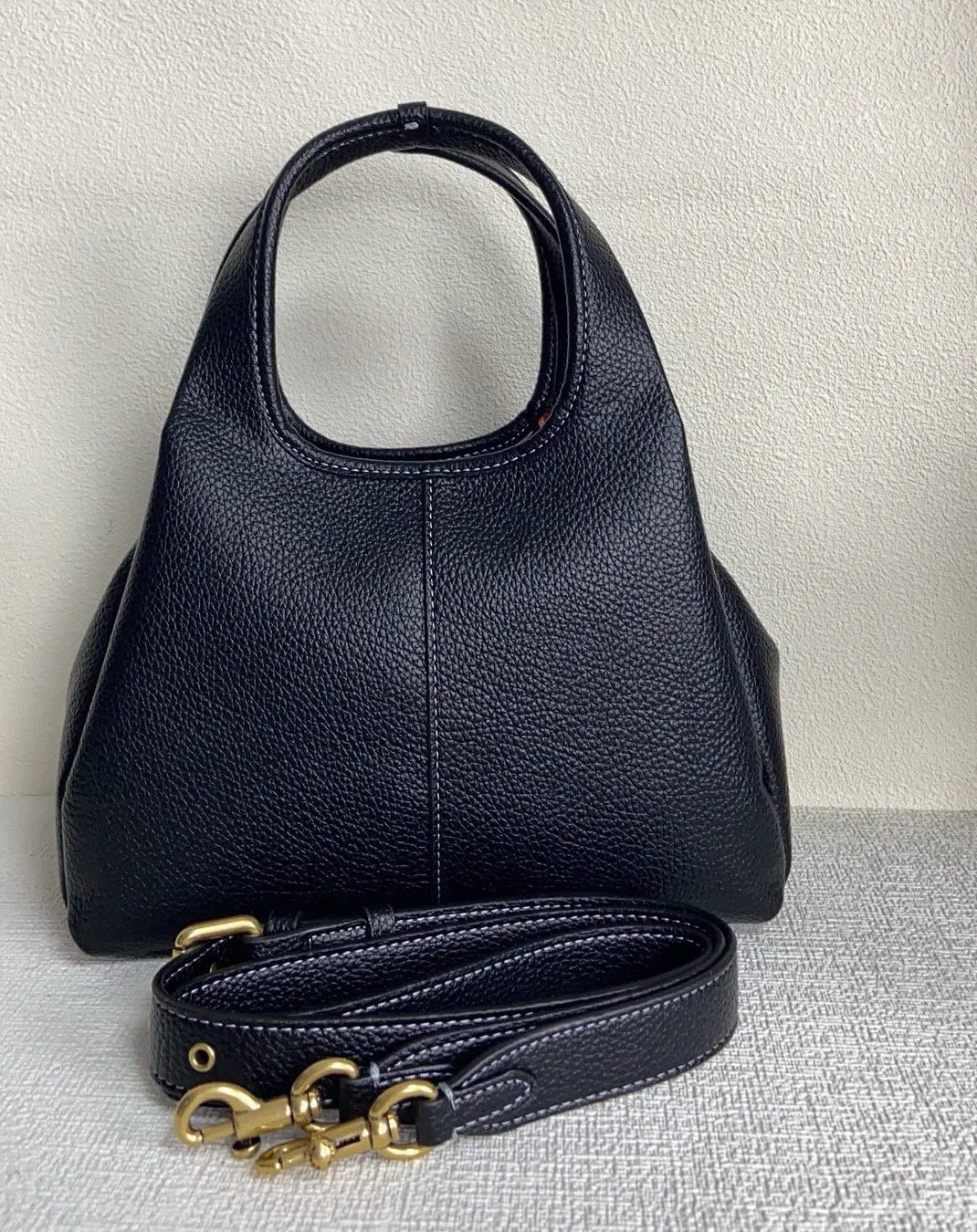 All Categories Coach Women's Bags (COACH) Coach CM550
