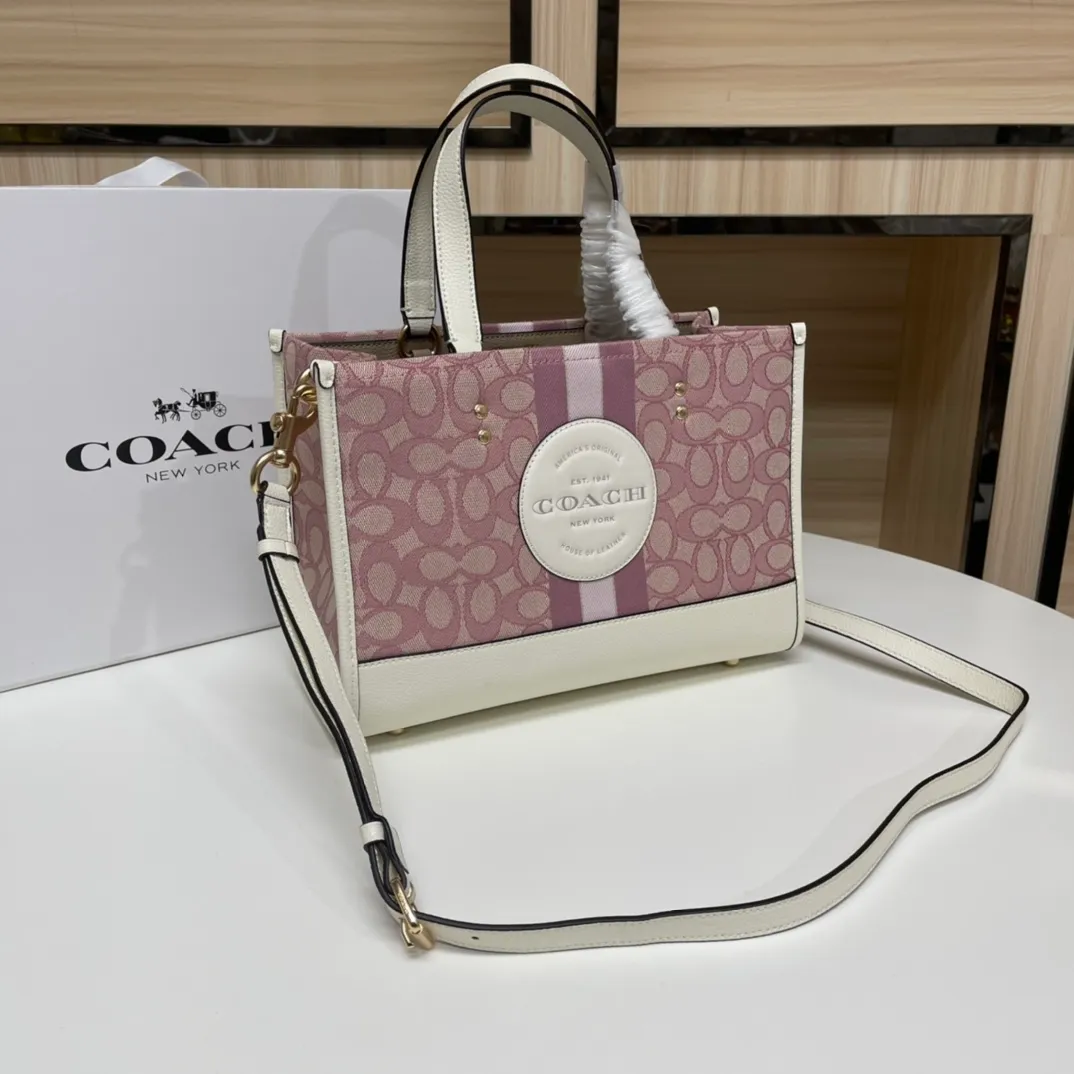 Batch 440💰. coach/Coach new model C7685 Butot horizontal series, latest style design, large round cake LOGO, very iconic, big C with hemp thread old flower embroidery, size about 30X23