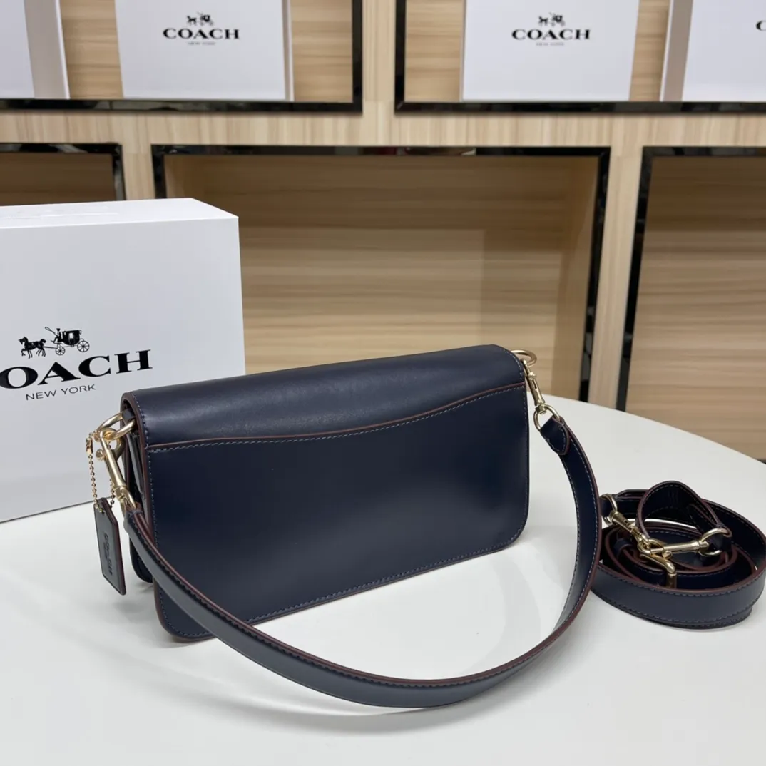 Top original order batch 500💰COACH/model CH137. Coach Outlet women's bag Chambray color matching classic logo MORGAN shoulder bag armpit bag. Size 26X14X6
