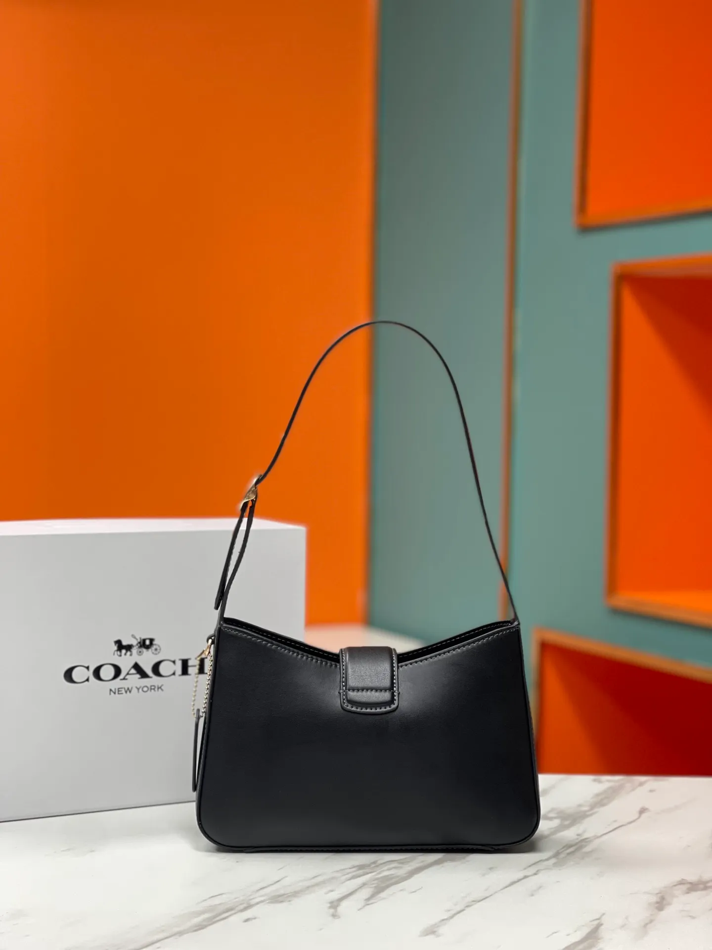 Top original order, batch 400💰Coach counter new model Eliza hobo underarm bag, model CR528. Size 25X6X17