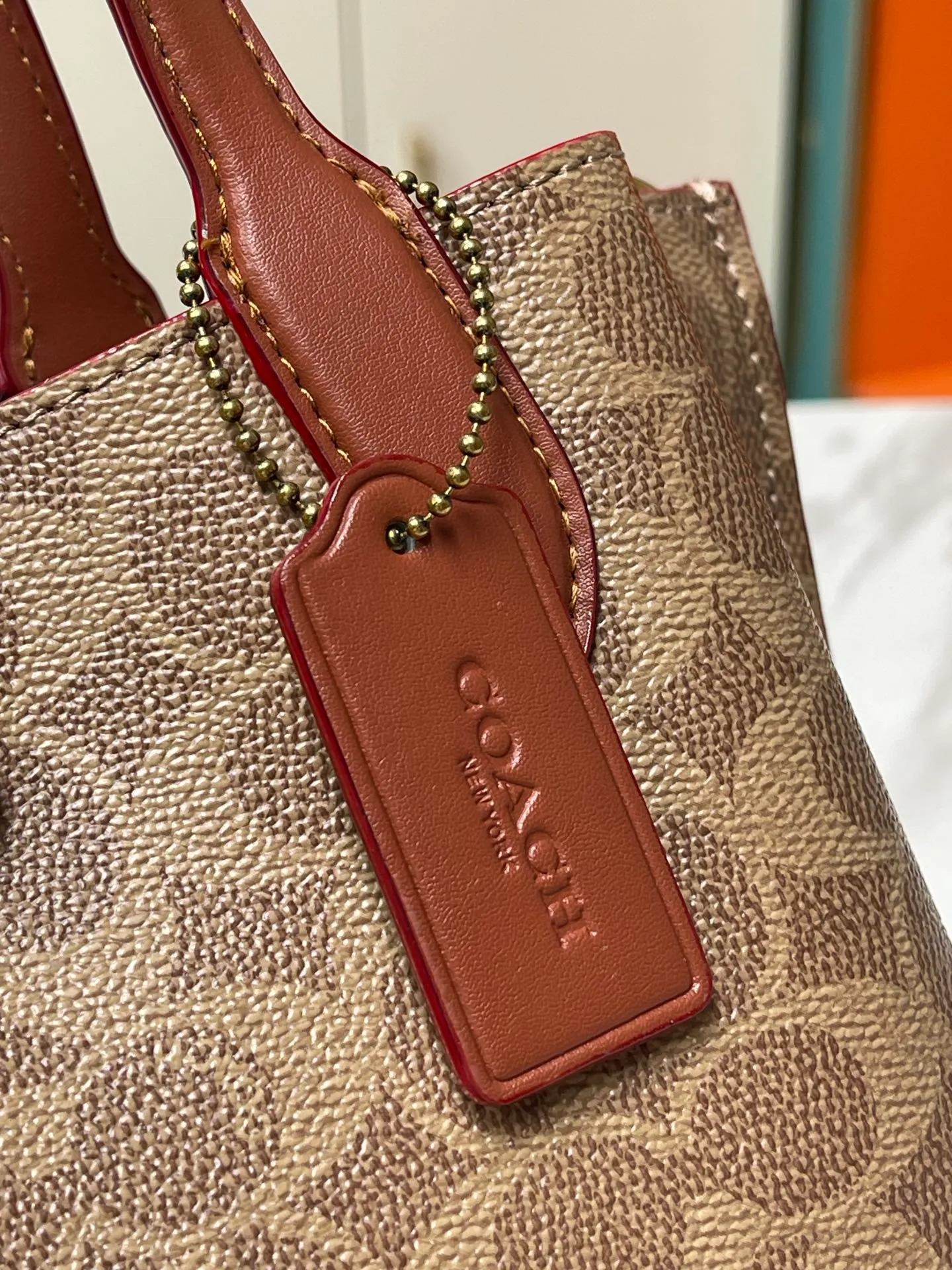 Top original order batch 420💰 coach/Coach new counter model new willow tote24 portable crossbody bag, c8562, mini, size 24.20.10,