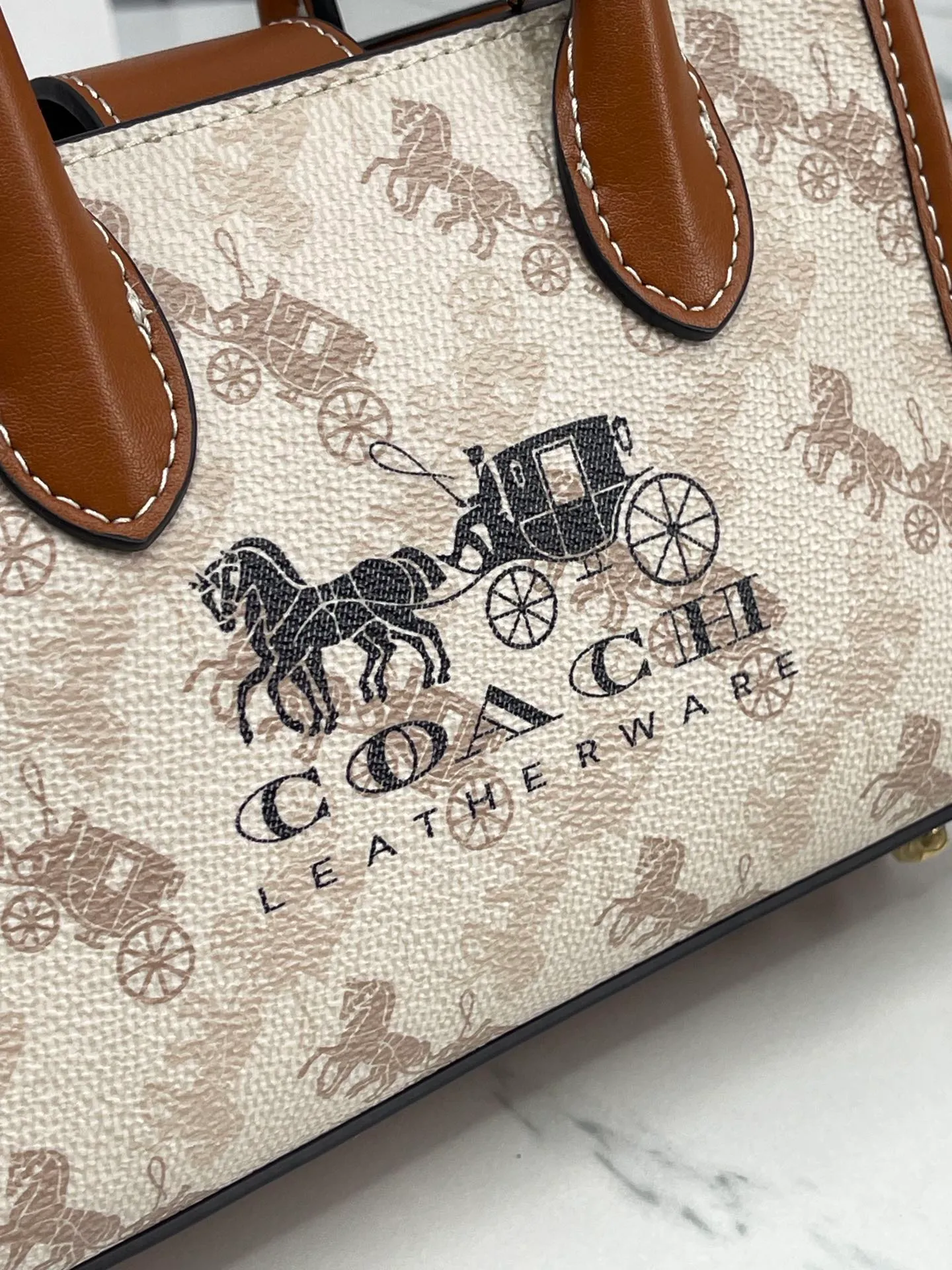 Batch 420💰coach/Coach new small model model CT890/CT891 counter new ACE carriage pattern women's tote bag single shoulder crossbody handheld tote bag double shoulder strap design size: 18·13·8