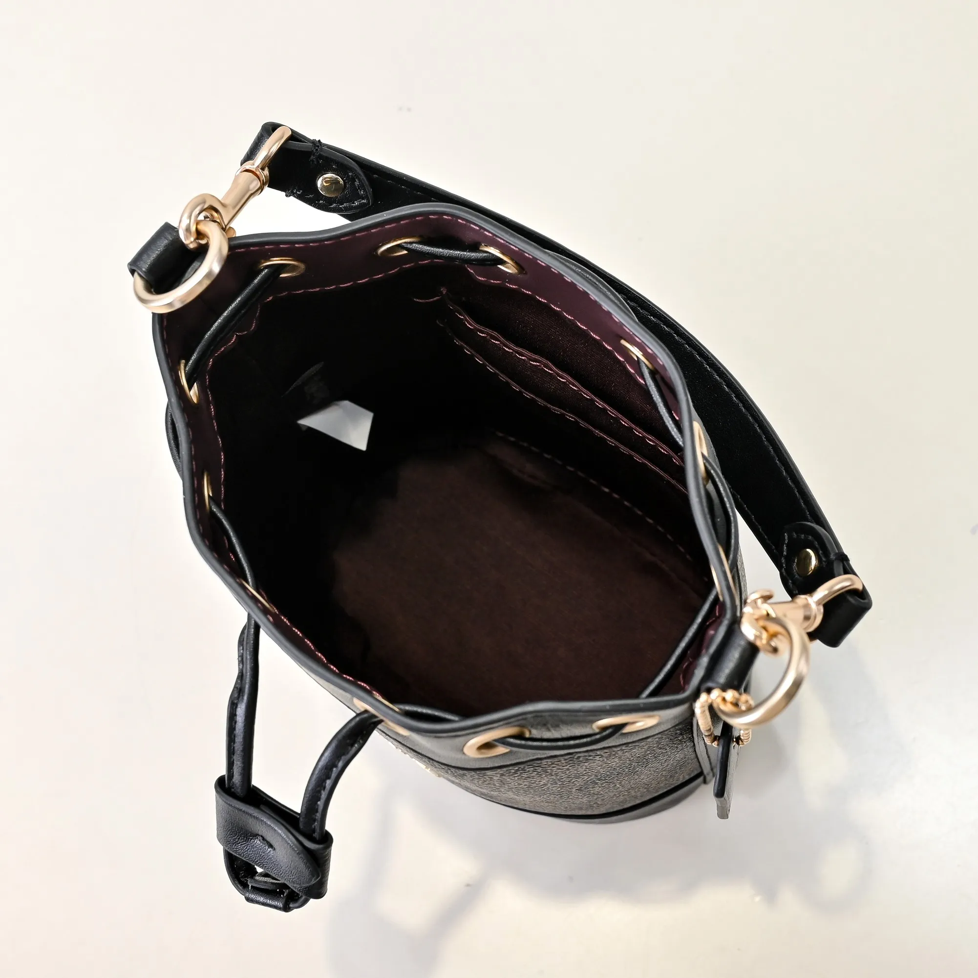 P360 [Top original order] Style number: CW299 Size: 14*16.5*9cm