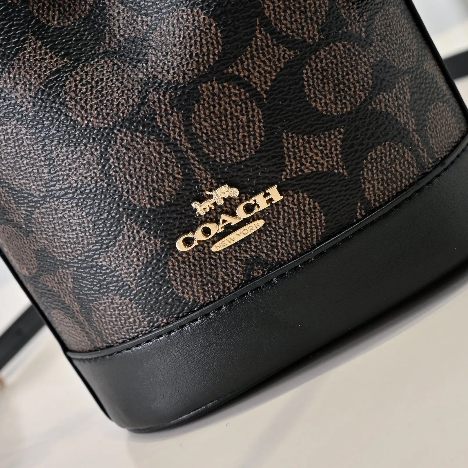 P360 [Top original order] Style number: CW299 Size: 14*16.5*9cm