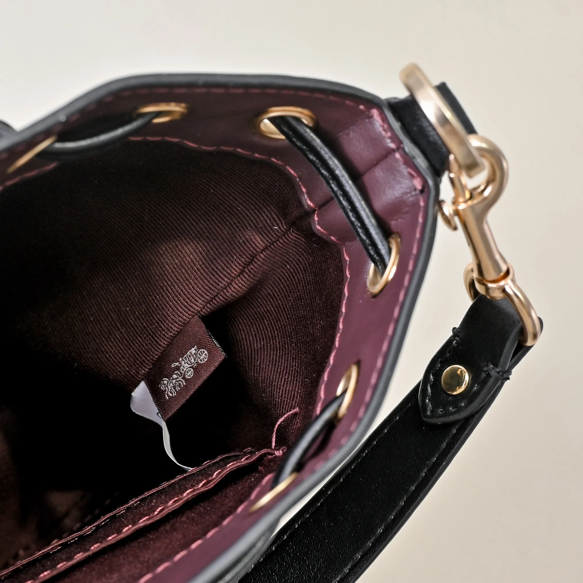 P360 [Top original order] Style number: CW299 Size: 14*16.5*9cm