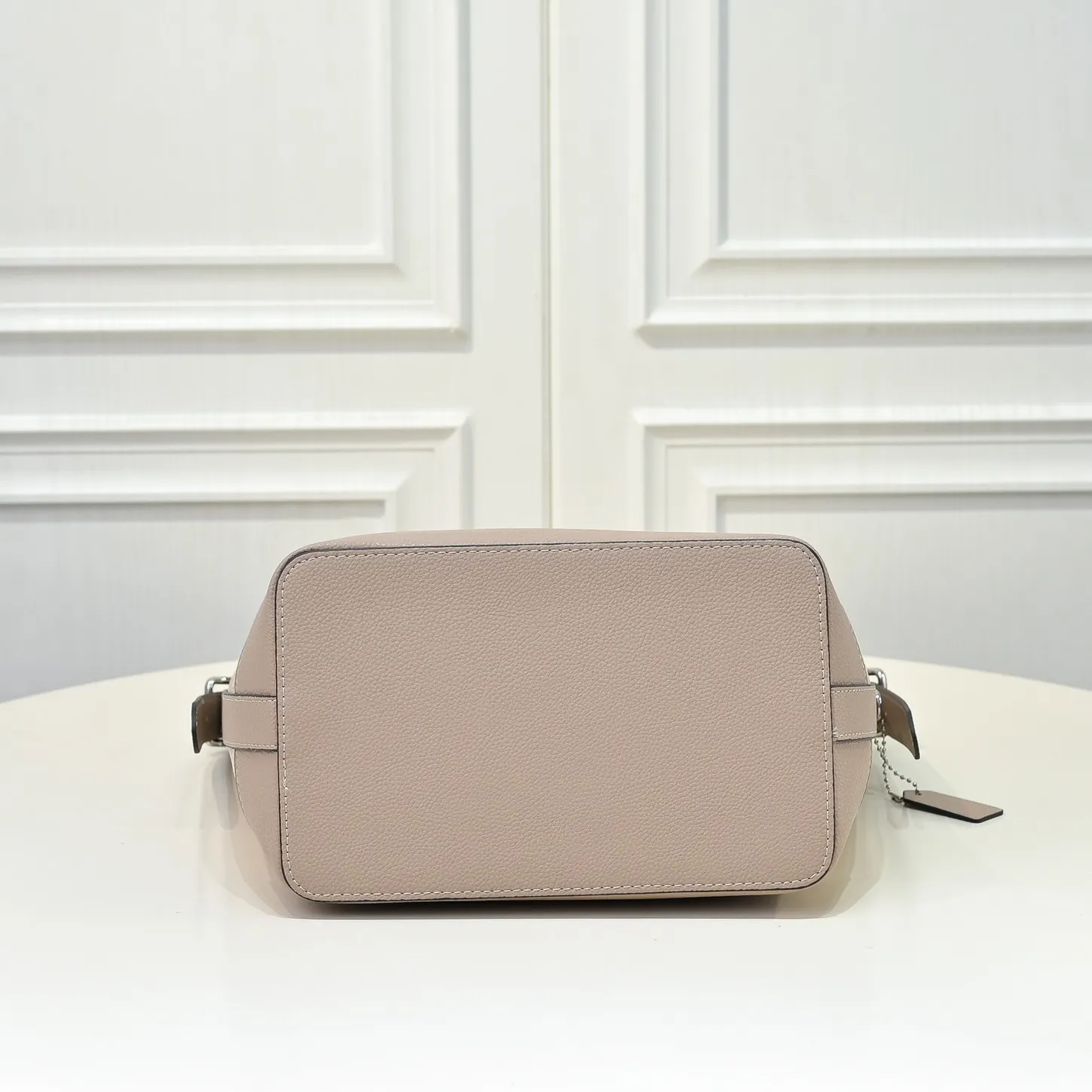 P380 [Top original order] Style number: CBH20 Size: 23*28.5*11.5cm