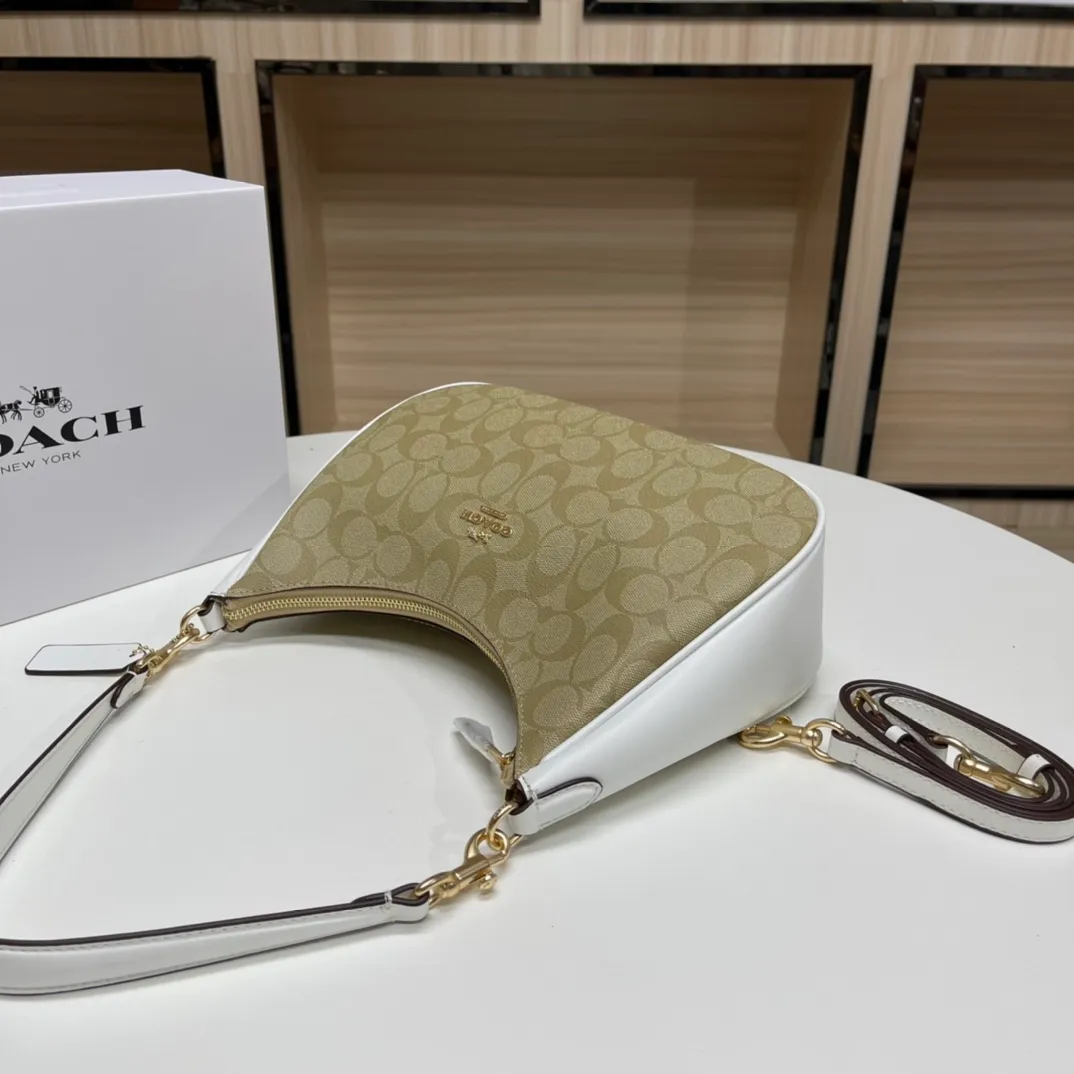 Top original order batch 430💰COACH/Coach official outlet style women's leather college style single shoulder crossbody handbag armpit bag. Model CK161. 29 X23 X23