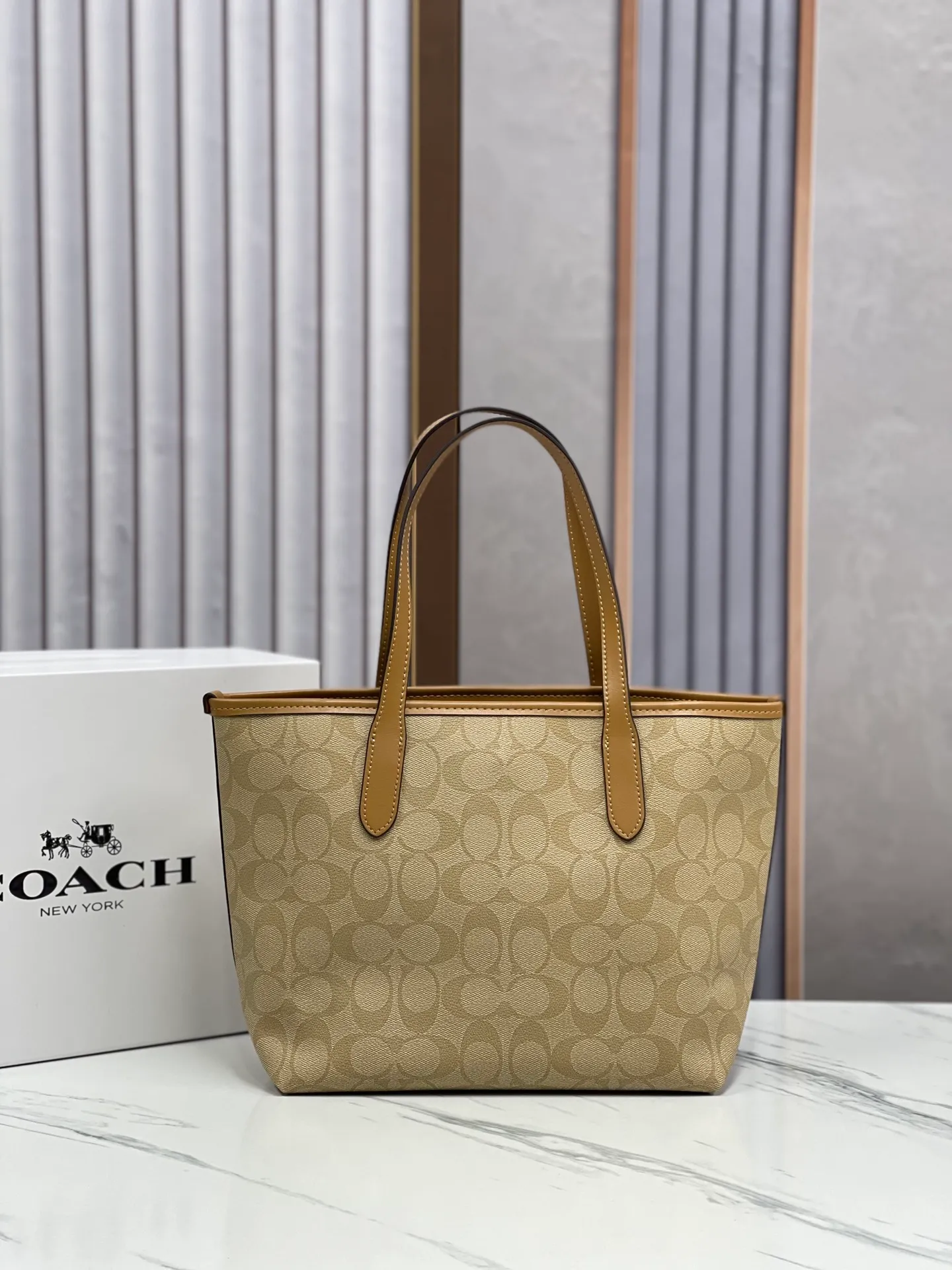 Top original order batch 340💰coach/Coach new new product CN733 CN183 Latest carriage mini double-sided tote bag shopping bag top original order batch VC with leather CITY classic logo coated canvas with smooth leather details. Internal zip pocket. Size 23·11·20.5