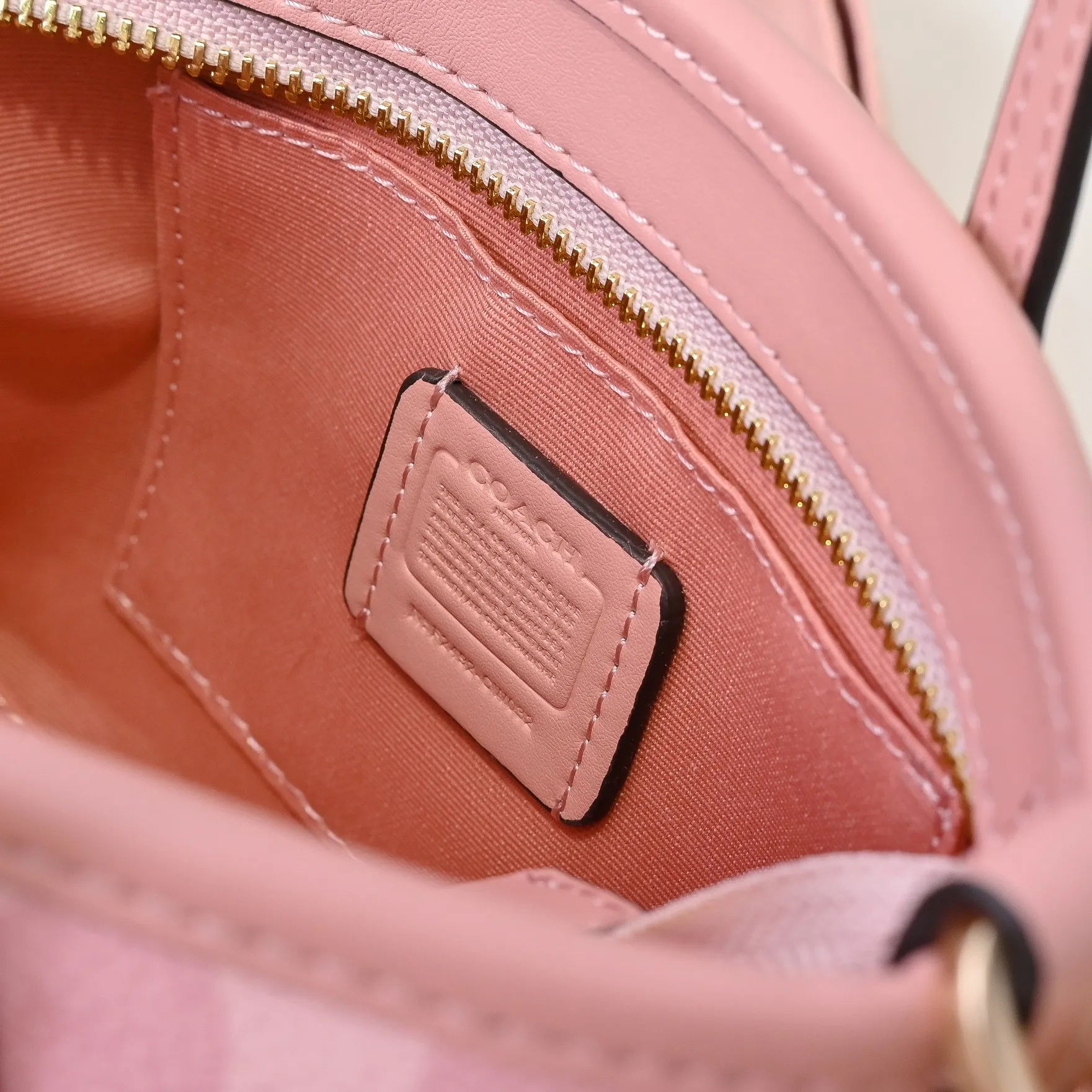 P300【Top original order】Model number: CW032 Size: 20*14*9cm
