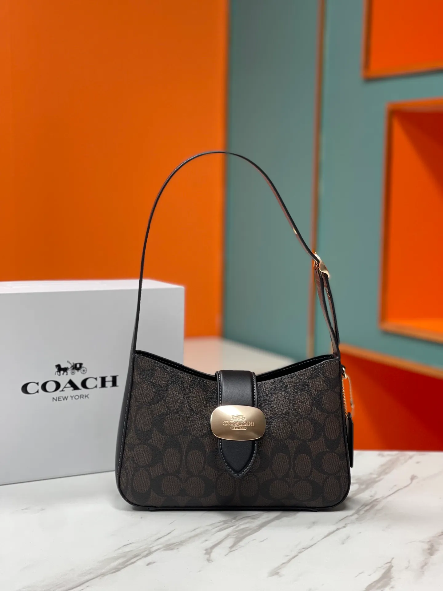 Batch 400💰Coach counter new Eliza hobo underarm bag, model CR528. Size 25X6X17