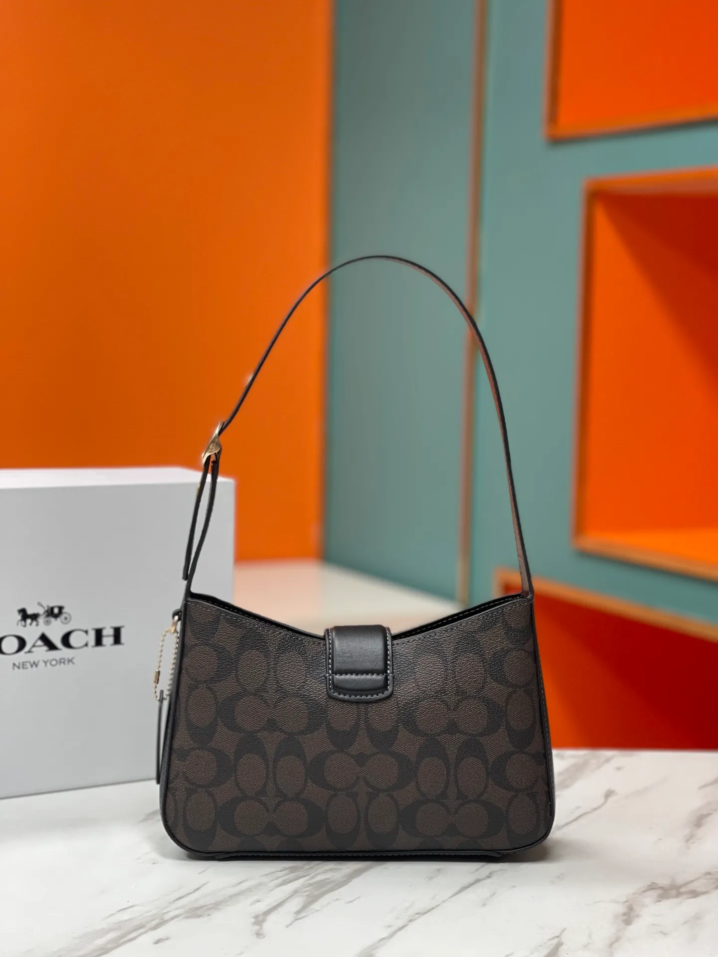 Batch 400💰Coach counter new Eliza hobo underarm bag, model CR528. Size 25X6X17