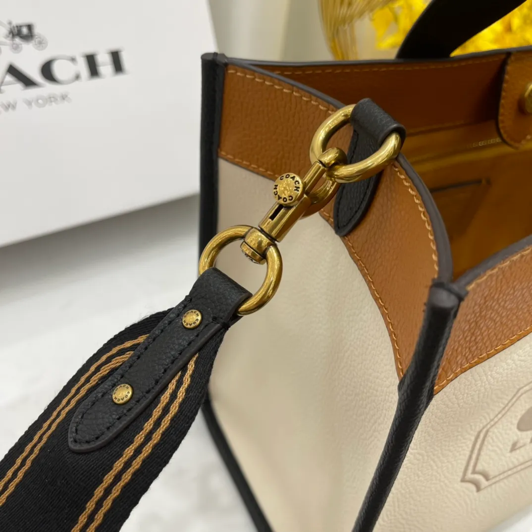 Batch 460💰. Original quality, coach/Coach's new Field30 color-blocked sports webbing small tote bag model 0777 classic simple size: 30*23*15, 🎉🎉🎉💃🌸