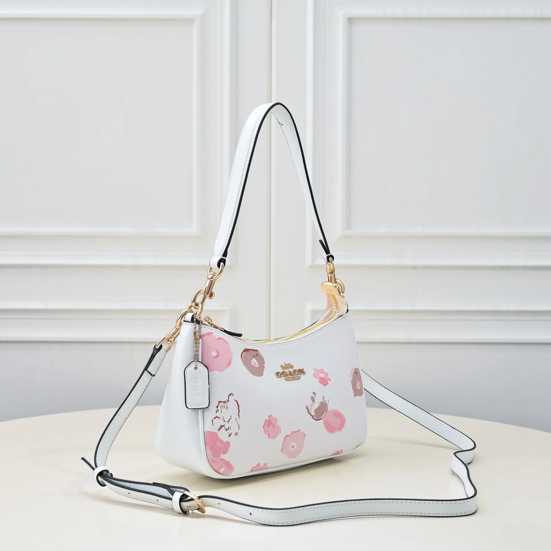 P280 [Top original order] Style number: CR746 Size: 24.5*15.5*7.5cm