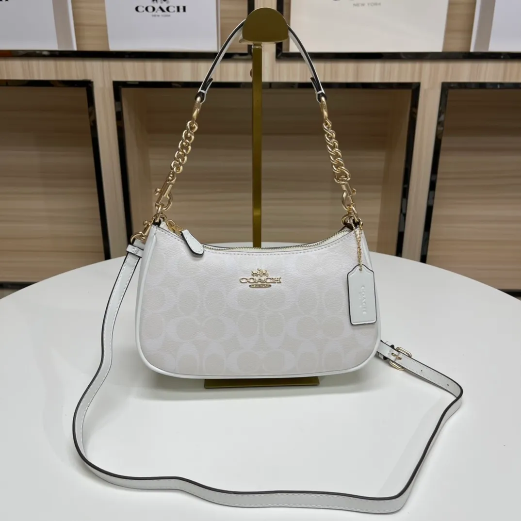 Top original order batch 380💰coach/Coach new armpit bag new model in stock. Model 548, 209, 173. C's Outlet women's bag color-blocked TERI shoulder bag. . DETAILS details Material: cow leather 2 credit card slots Built-in multi-function pocket Top zipper closure, fabric lining Detachable handle with vertical length of 21cm Detachable shoulder strap with vertical length of 58cm, can be used for shoulder or crossbody Dimensions: 24.5cm (length) × 15.5cm (height) 7.5cm (width),