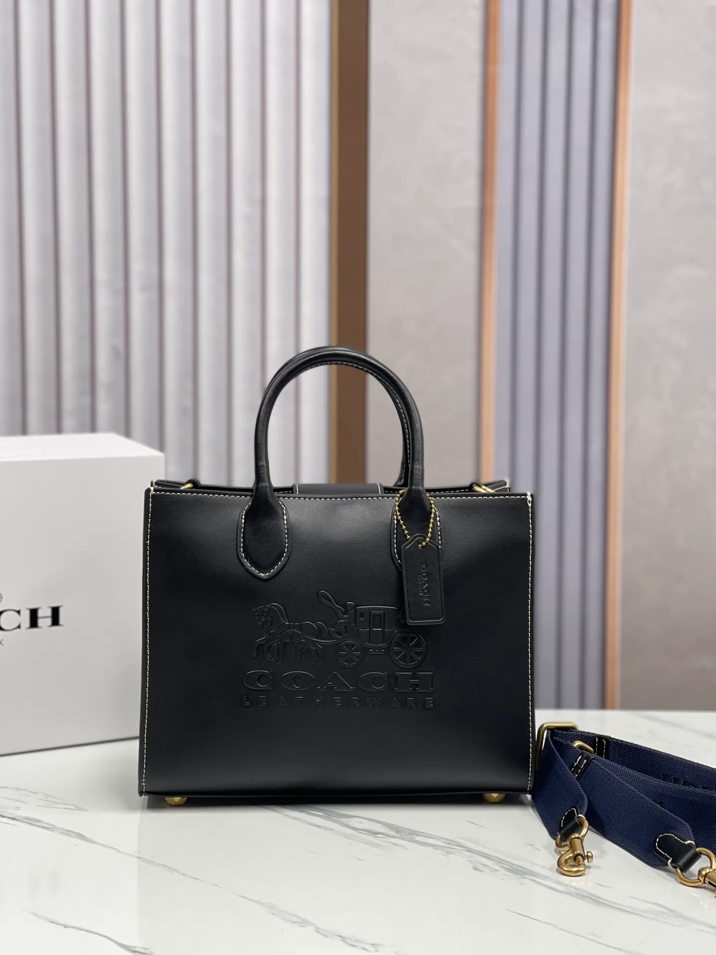 Top original order batch 460💰coach/Coach new CR680 counter new ACE carriage pattern women's tote bag same style single shoulder crossbody handheld tote bag double shoulder strap design 26X20.5X12