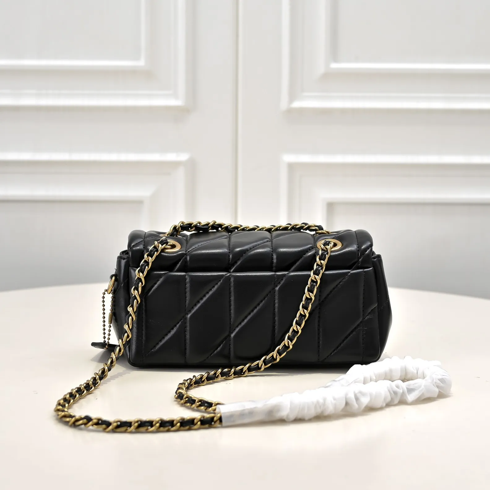 P420 [Top original order] Small gold buckle Style number: CP298 Size: 20*11*7cm