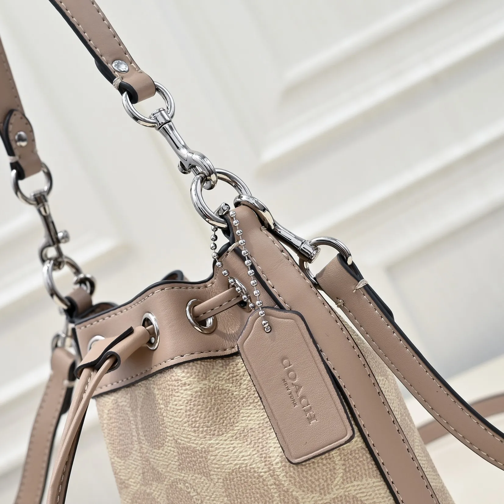 P360 [Top original order] Style number: CW299 Size: 14*16.5*9cm