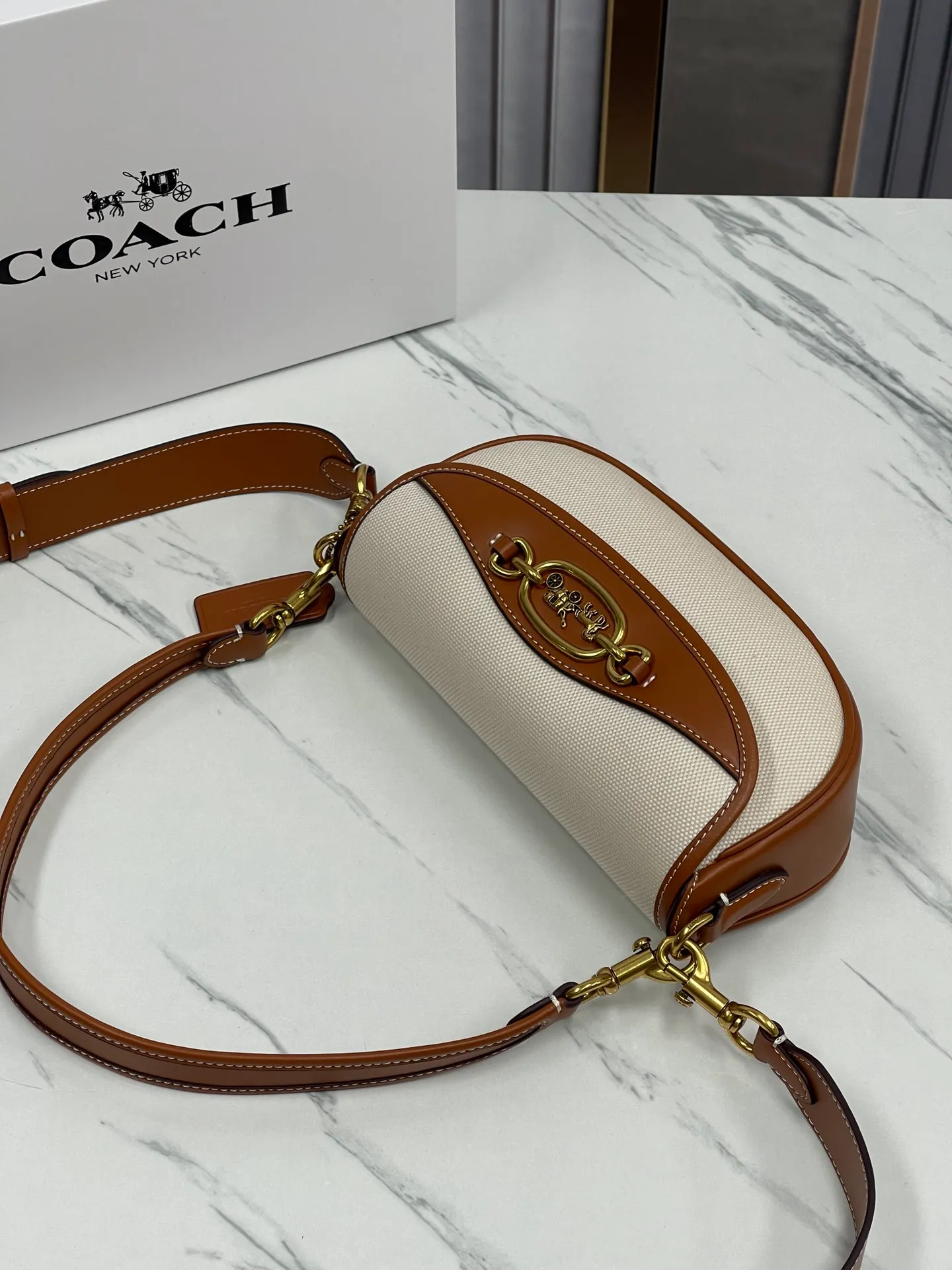 Top original order batch 440💰coach/Coach new women's saddle bag CR668 shoulder cross-body handbag HARLEY23 canvas retro lock bag armpit bag size: 22*13*5