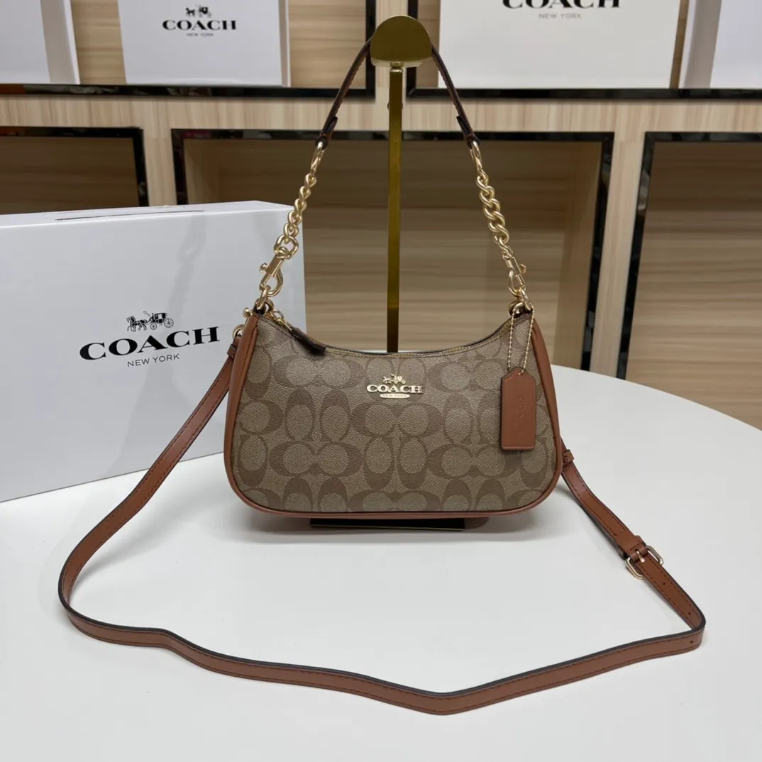 Top original order batch 380💰coach/Coach new armpit bag new model in stock. Model 548, 209, 173. C's Outlet women's bag color-blocked TERI shoulder bag. . DETAILS details Material: cow leather 2 credit card slots Built-in multi-function pocket Top zipper closure, fabric lining Detachable handle with vertical length of 21cm Detachable shoulder strap with vertical length of 58cm, can be used for shoulder or crossbody Dimensions: 24.5cm (length) × 15.5cm (height) 7.5cm (width),
