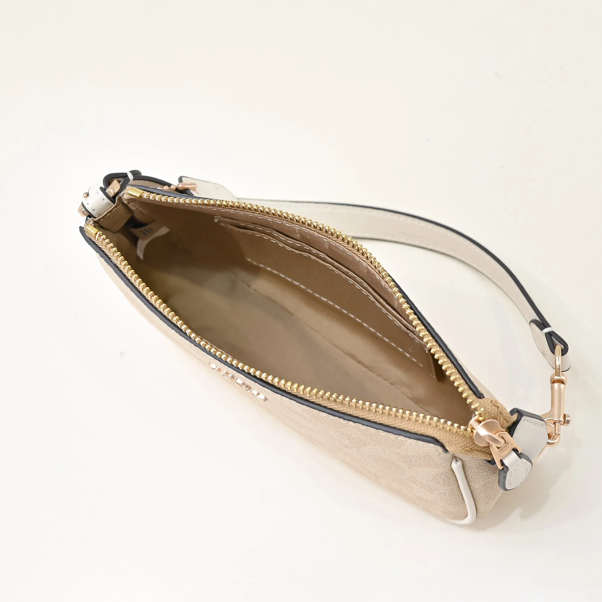 P200【Top original order】Model number: CW426 Size: 19*11.5*5cm