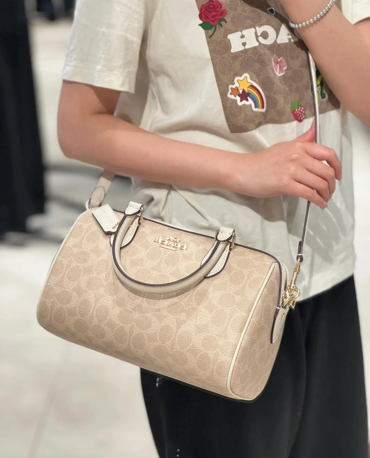 P380 [Top original order] Style number: CV961 Size: 25*15*12cm