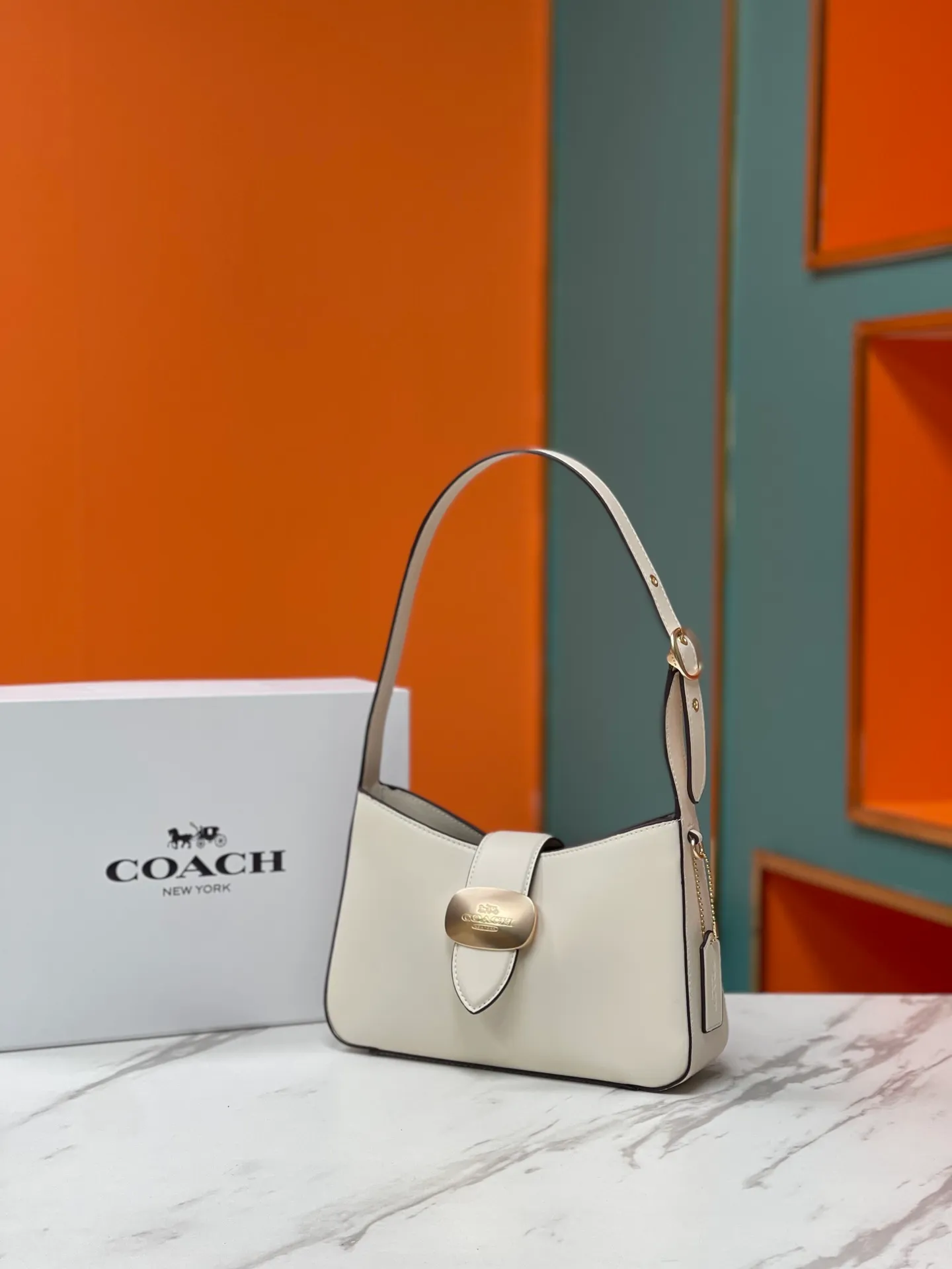 Batch 400💰Coach counter new Eliza hobo underarm bag, model CR528. Size 25X6X17