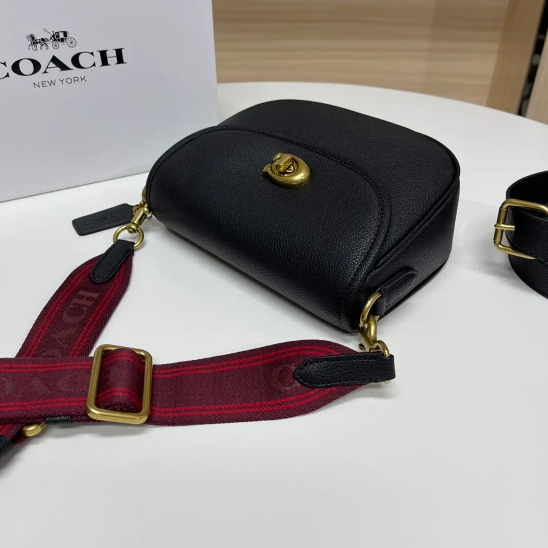Top original order batch 460💰coach/Coach new ca094. Full leather, black, Willow Saddle vintage saddle bag, crossbody bag, 2 shoulder straps can be matched with different styles, it can be salty or sweet, super classic and beautiful ~ 22x17x7.5cm