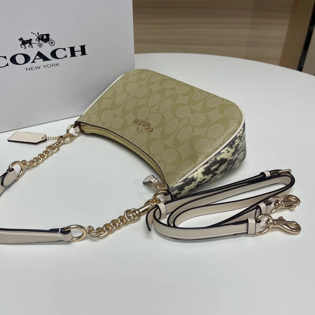 Top original order batch 380💰coach/Coach new armpit bag new model in stock. Model 548, 209, 173. C's Outlet women's bag color-blocked TERI shoulder bag. . DETAILS details Material: cow leather 2 credit card slots Built-in multi-function pocket Top zipper closure, fabric lining Detachable handle with vertical length of 21cm Detachable shoulder strap with vertical length of 58cm, can be used for shoulder or crossbody Dimensions: 24.5cm (length) × 15.5cm (height) 7.5cm (width),