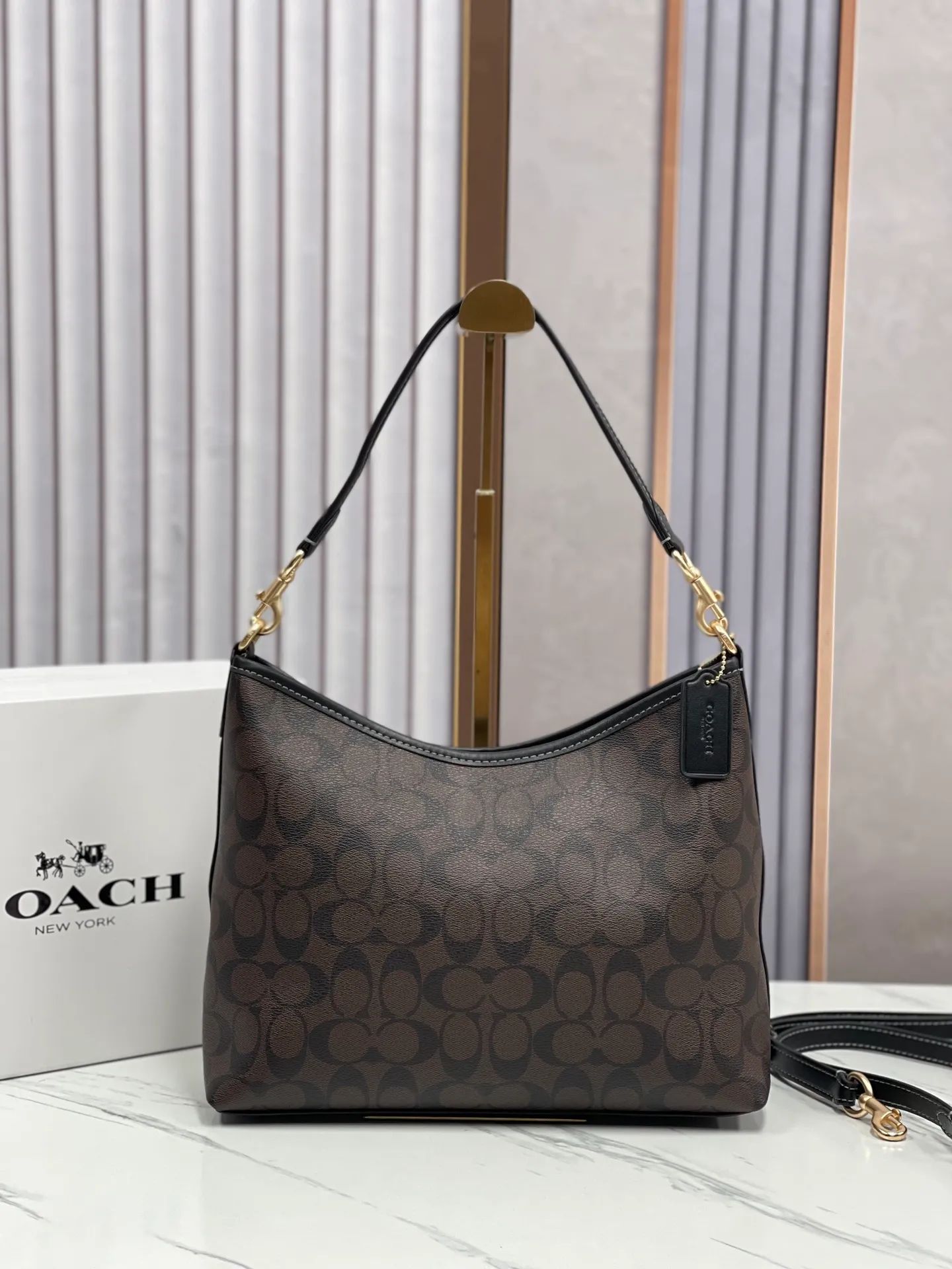 Top original order, batch 420💰Koujia counter synchronization. New underarm bag Laurela single shoulder crossbody portable hobo bag Style number: CR149 Size: 28-18-11cm
