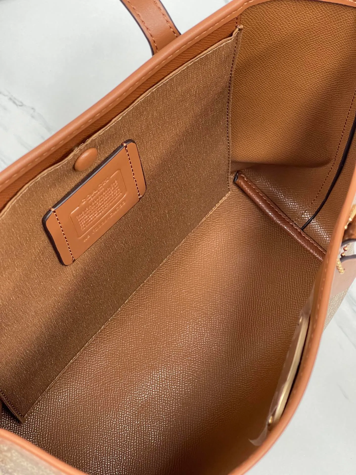 Top original order batch 340💰coach/Coach new new product CN733 CN183 Latest carriage mini double-sided tote bag shopping bag top original order batch VC with leather CITY classic logo coated canvas with smooth leather details. Internal zip pocket. Size 23·11·20.5