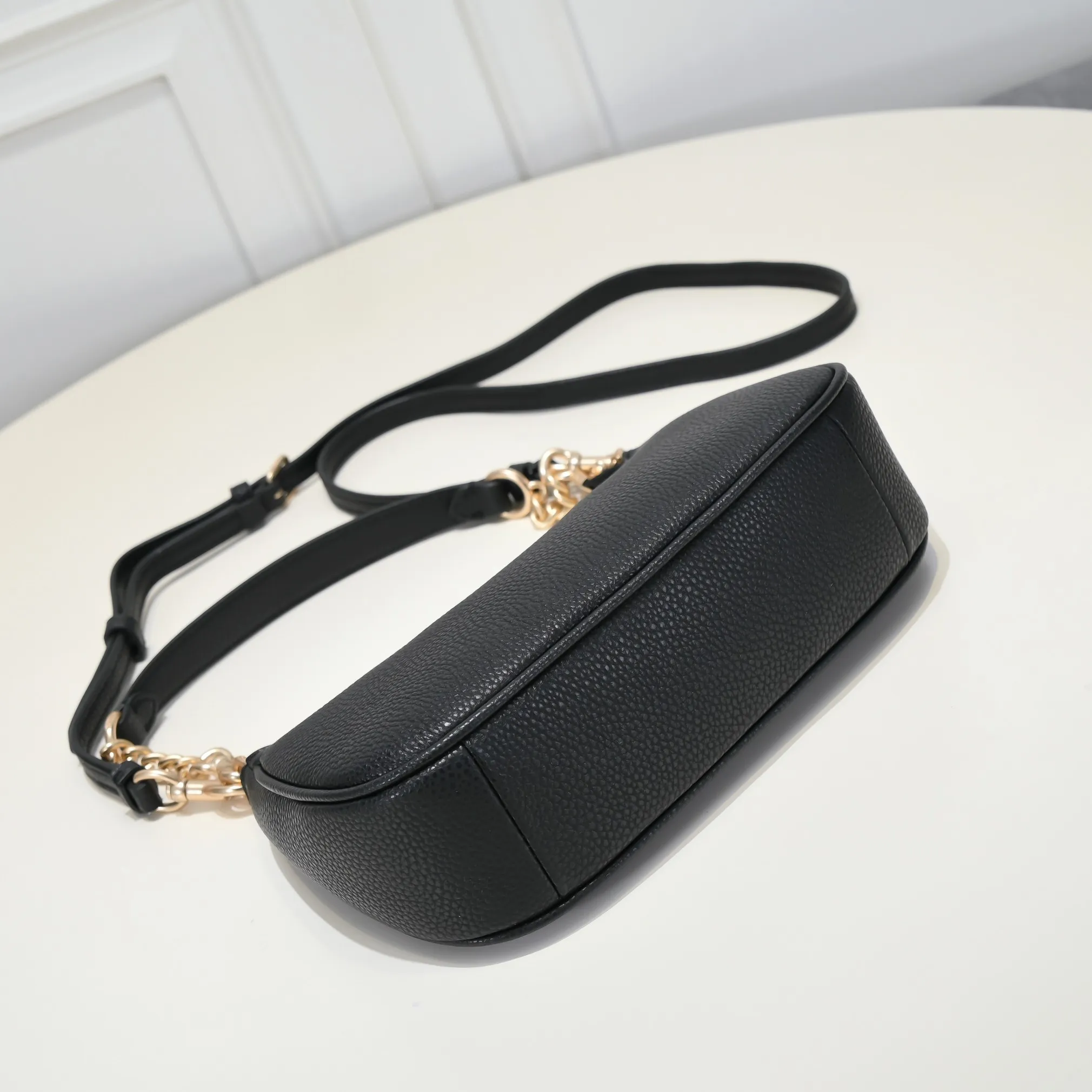P280 [Top original order] Style number CA209 Size: 24.5cm long x 13cm high x 6cm wide