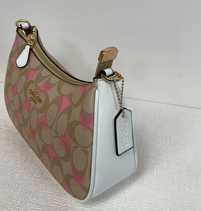 All Categories Coach Women's Bags (COACH) Coach Cp240