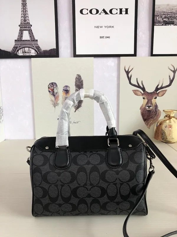 All Categories Official Website "Brand Women's Bags" Women's Bags 💙 COACH 2023 latest COACH crossbody bag