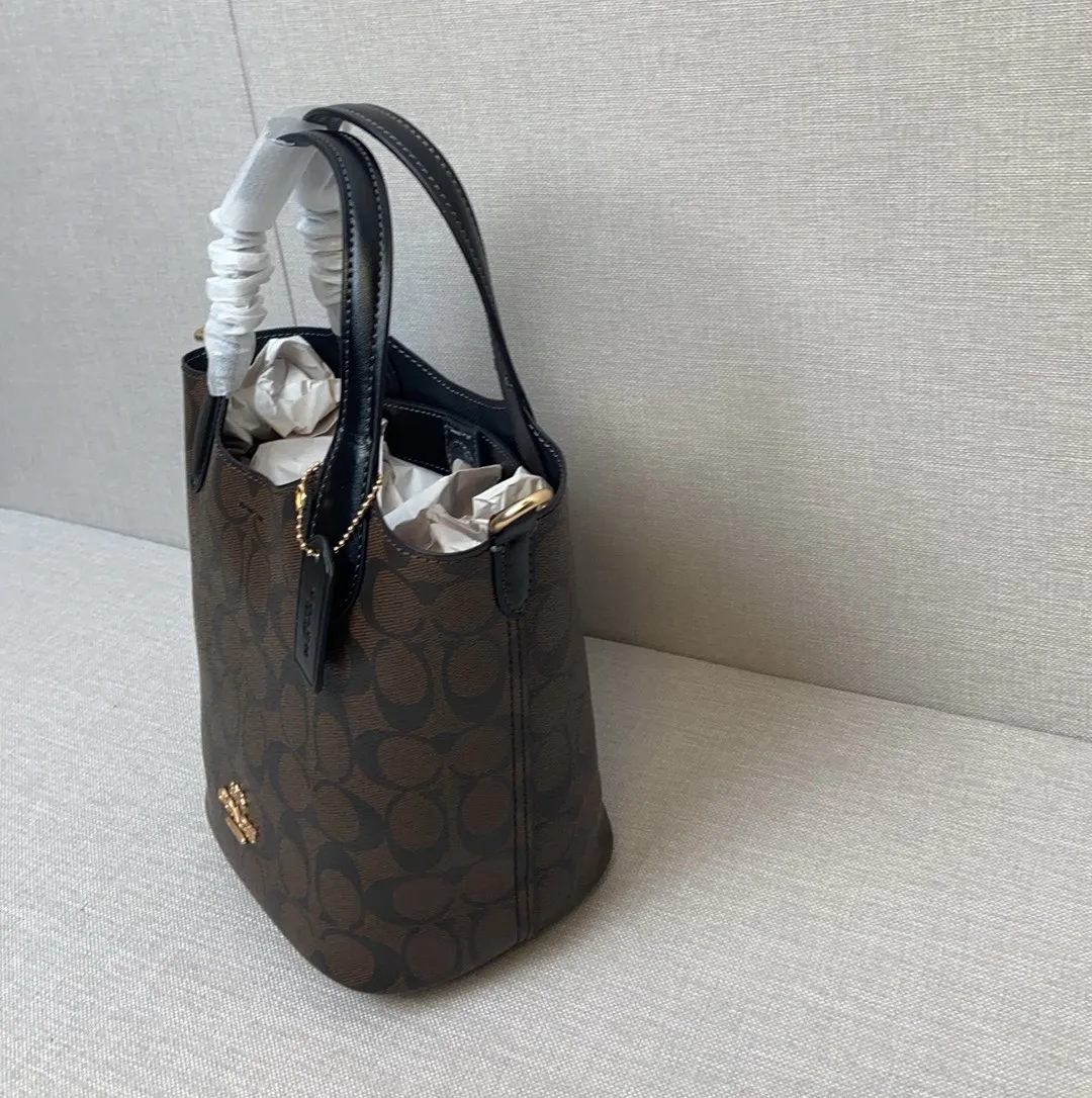 All Categories Official Website "Brand Women's Bags" Women's Bags 💙 COACH 2024 latest model COACH crossbody bag