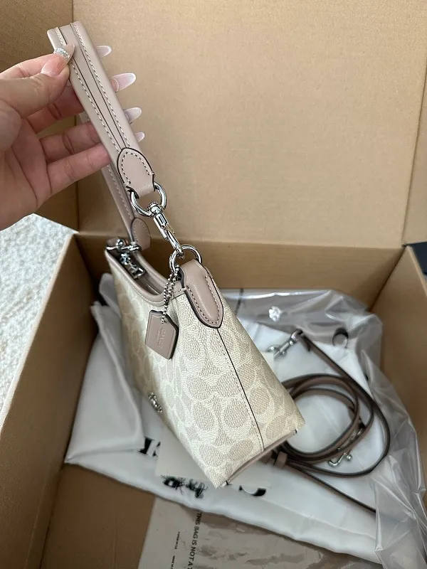 All Categories Coach Women's Bags (COACH) Coach CBH15