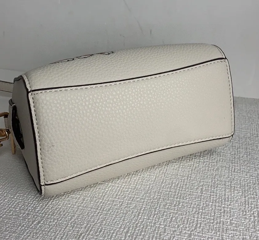 All Categories Official Website "Brand Women's Bags" Women's Bags 💙 COACH 2024 latest model COACH crossbody bag