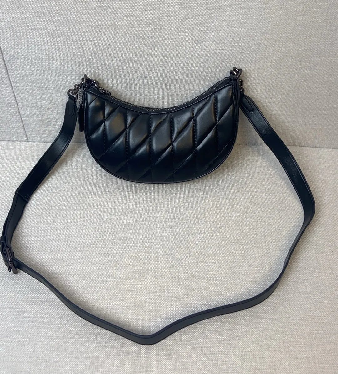 All categories Official website "Brand Women's Bags" Women's Bags 💙 COACH 2024 latest COACH armpit bag