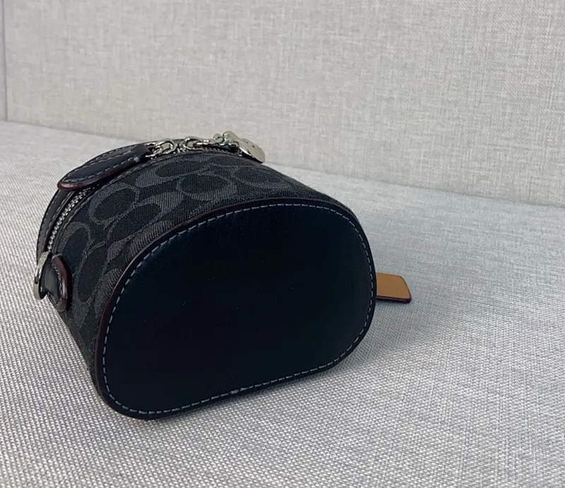 All Categories Official Website "Brand Women's Bags" Women's Bags 💙 COACH 2024 latest model COACH crossbody bag