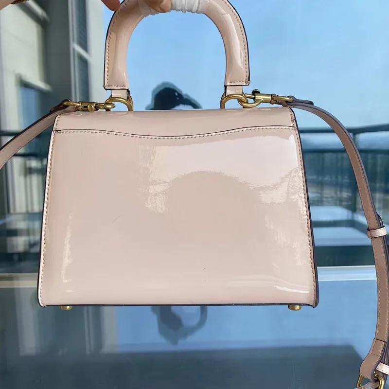 All Categories Official Website "Brand Women's Bags" Women's Bags 💙 COACH 2023 latest COACH crossbody bag